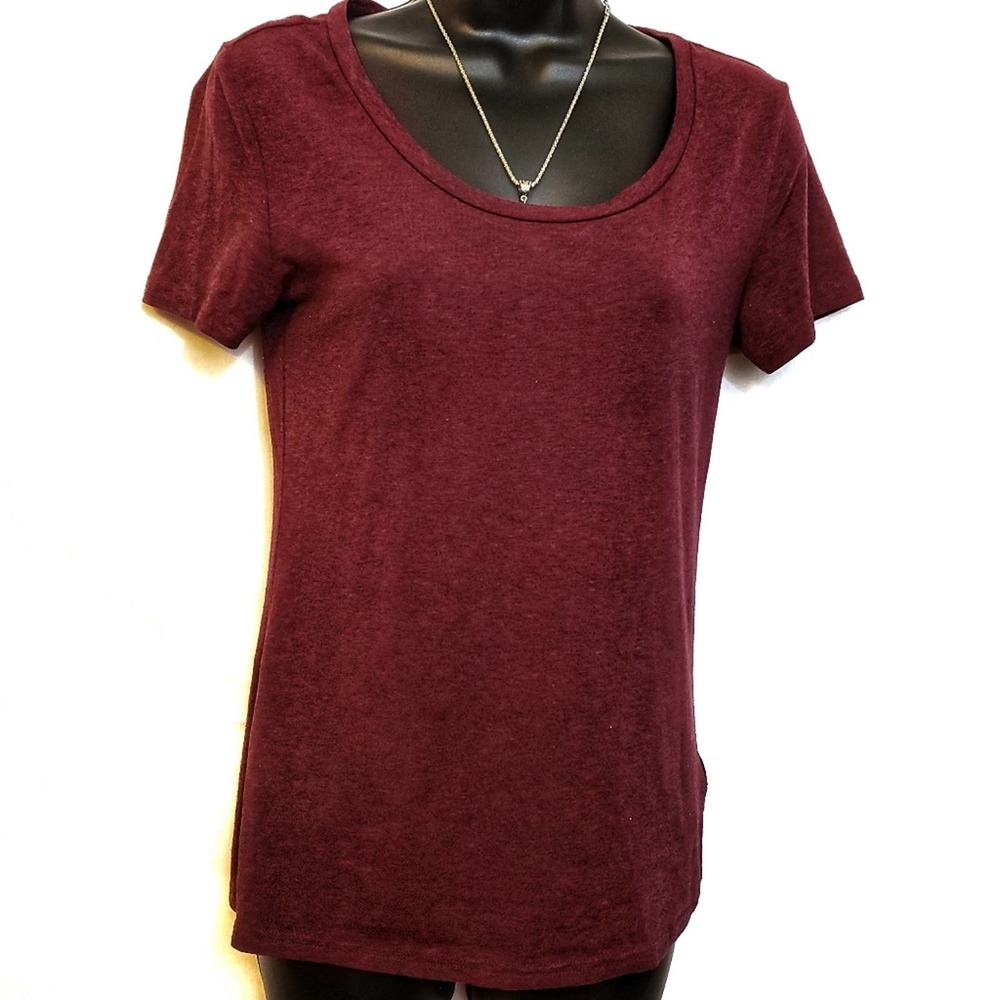 H&M Divided Basic Scoop Neck Tshirt Maroon Small
